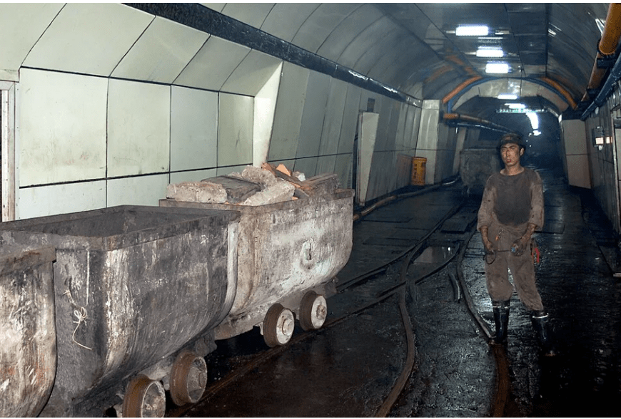 Technological transition, the ideology of&nbsp;capital